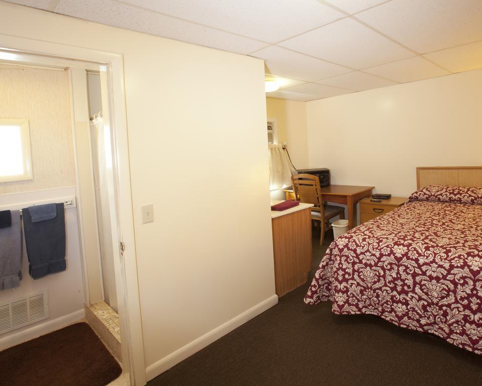Charlie's Motel Frostburg Buitenkant foto