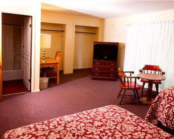 Charlie's Motel Frostburg Buitenkant foto